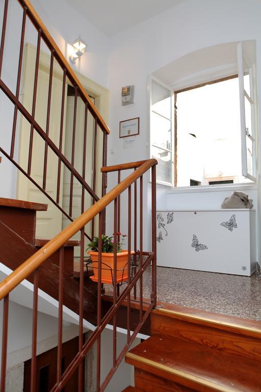 Room Mira Trogir Exterior photo